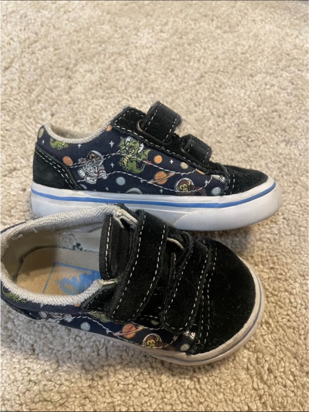Vans Kids Black Space-Print Velcro Sneakers - size 6